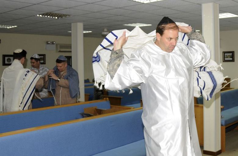What to Wear on Yom Kippur?